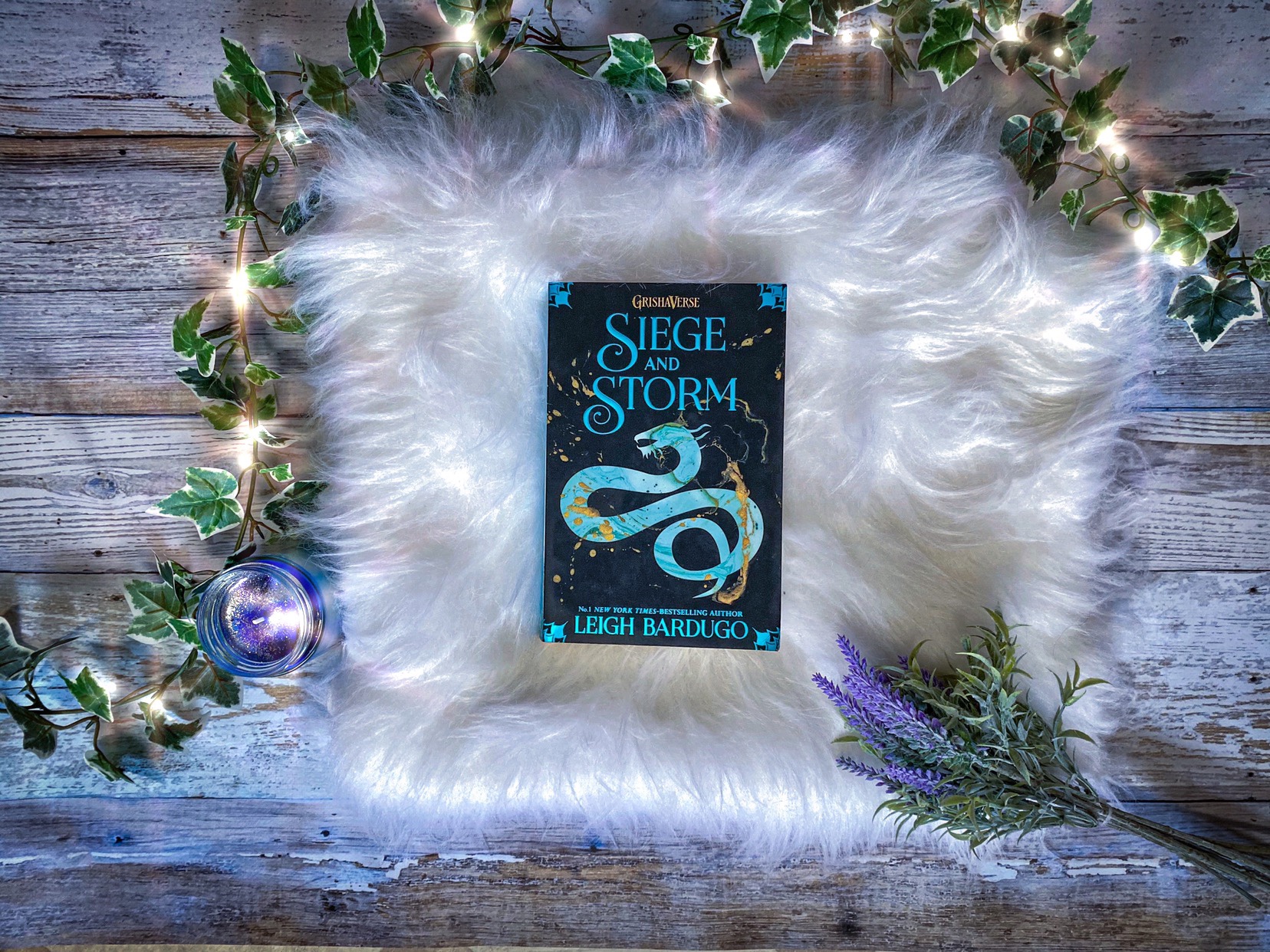 Siege and Storm Book Review