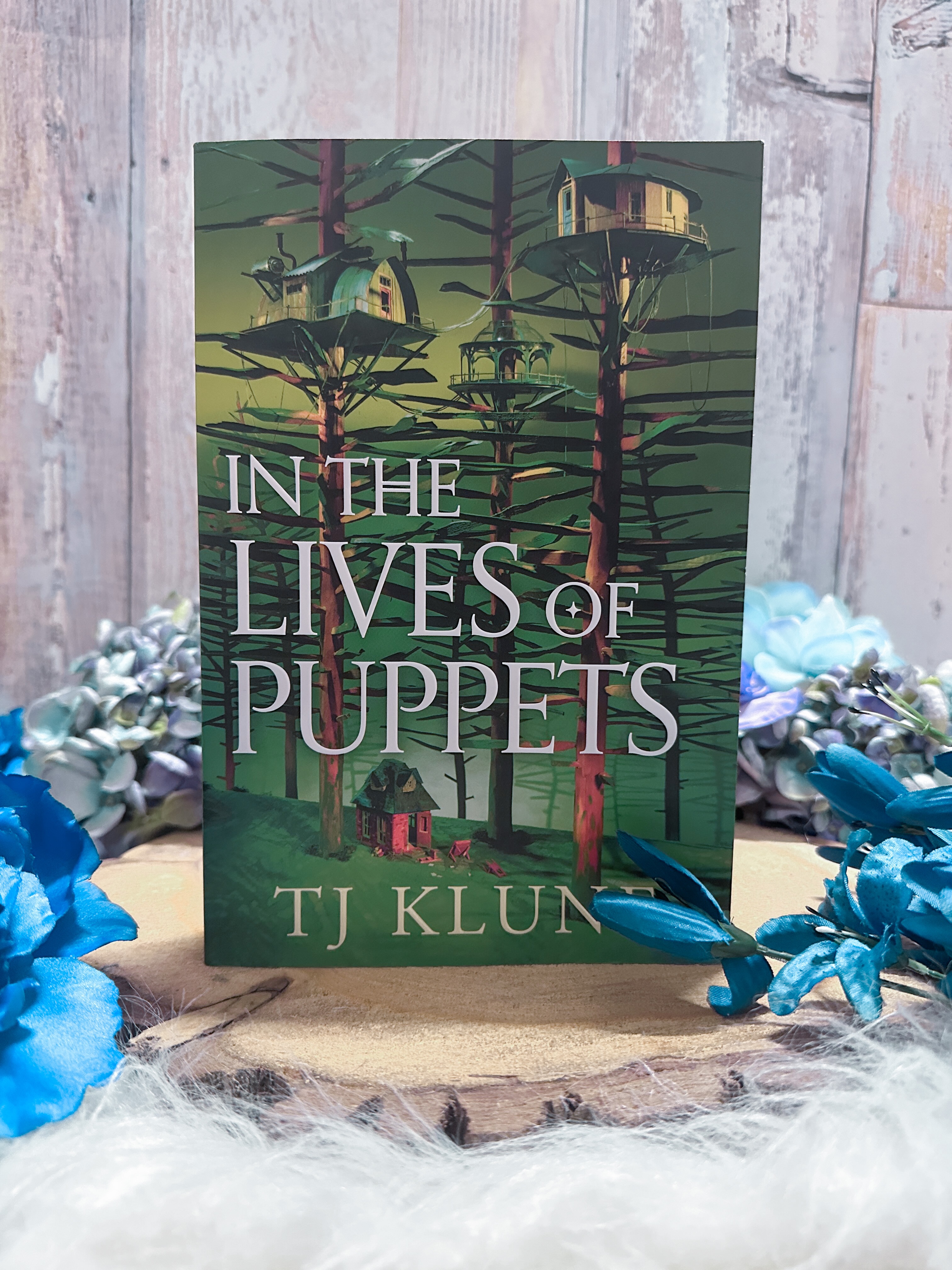 In the Lives of Puppets Book Review
